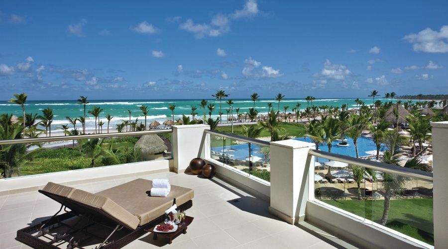 balcony view of beach