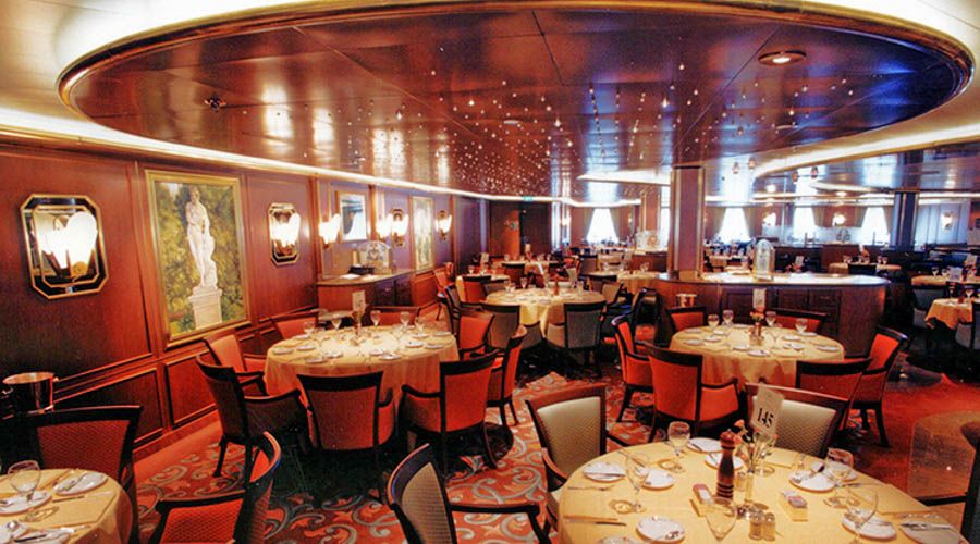  Cruise Ship