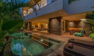 Villa Fiji