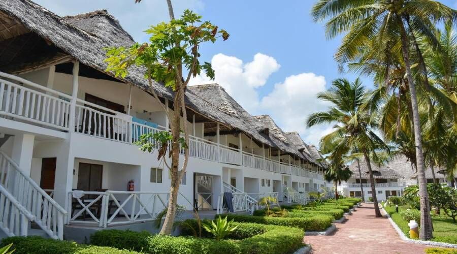 Paradise Beach Resort