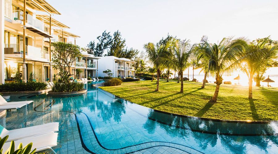 pool & garden view