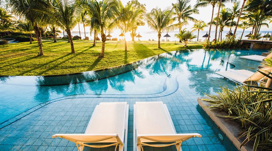 pool, beach & garden view