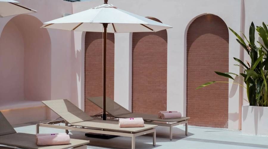 AWAY Bangkok Sukhumvit