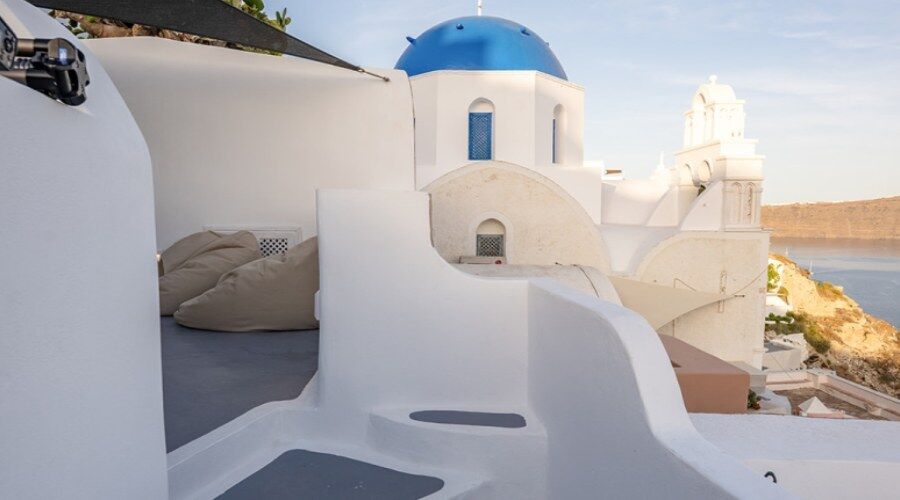 Three Domes Oia