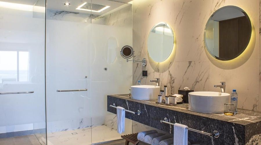 The Five Oceanfront Hotel