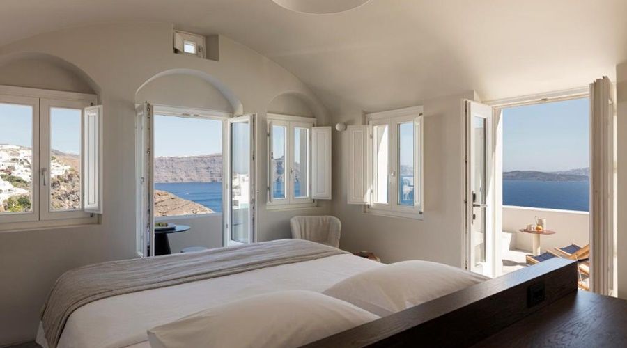 Canaves Oia Suites