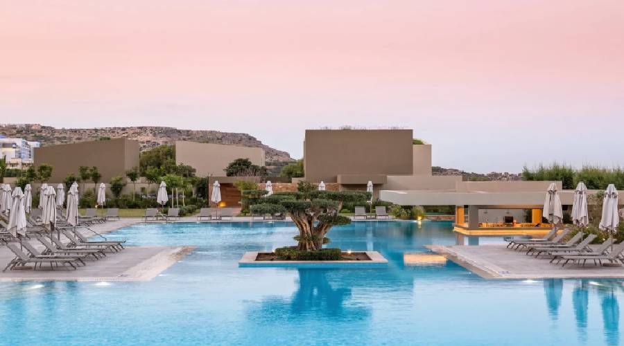 Amada Colossos Resort