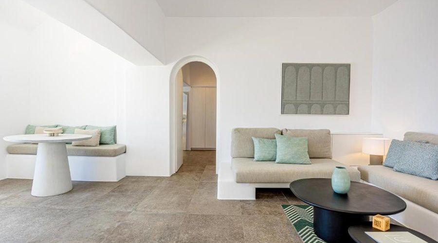 Canaves Oia Suites