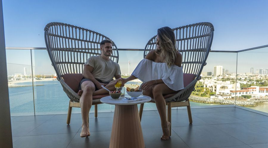 couples on balcony