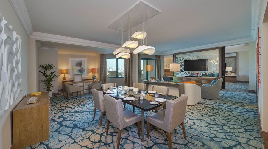 regal suite room